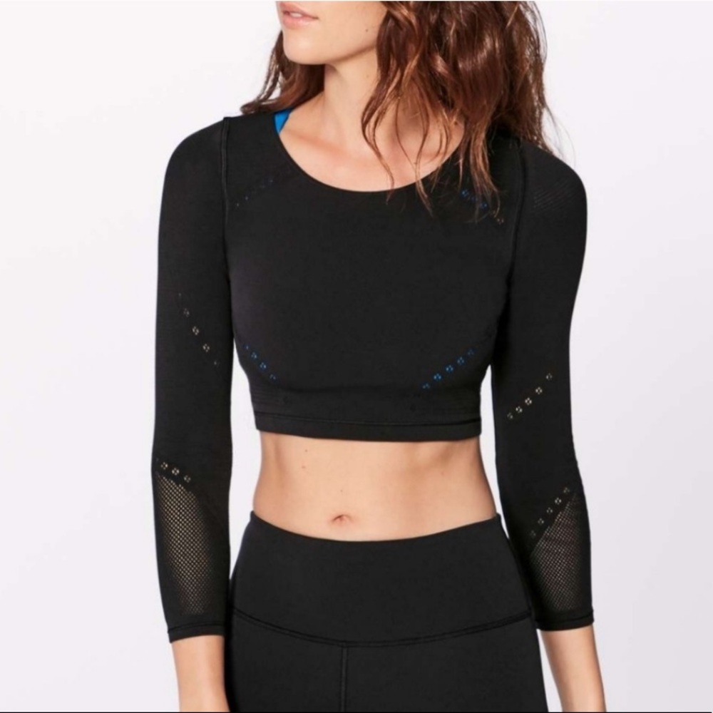 Lululemon reveal long sleeve crop top